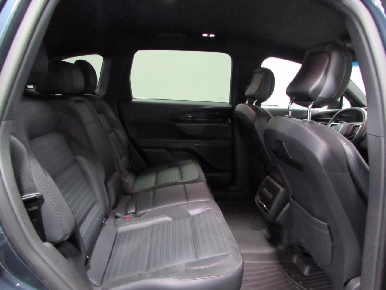 2024 Blue Panther Metallic Clearcoat Lincoln Nautilus Reserve AWD SUV