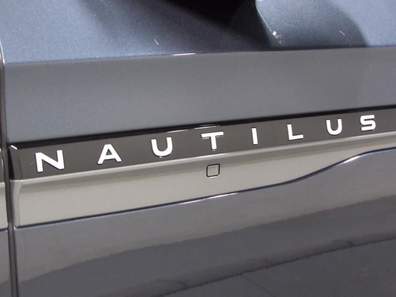 2024 Blue Panther Metallic Clearcoat Lincoln Nautilus Reserve AWD SUV