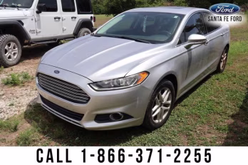 2014 Silver Ford Fusion SE FWD Sedan