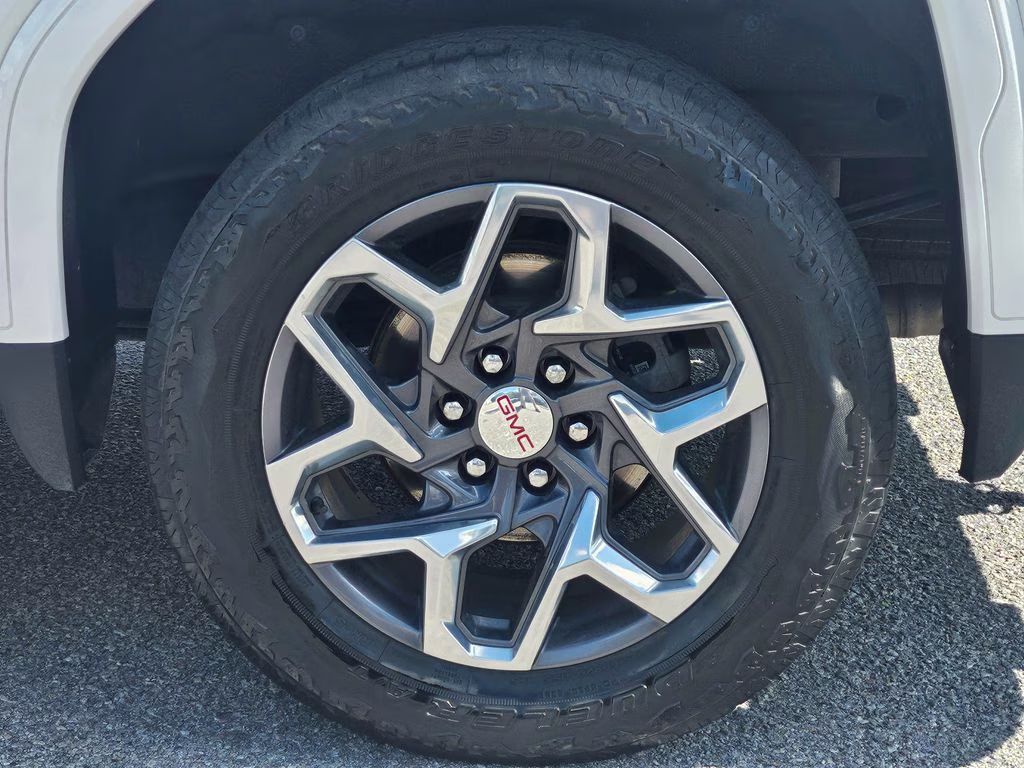 2022 White Frost Tricoat GMC Sierra 1500 SLT 4X4 Truck