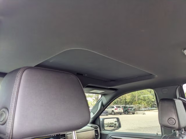 2025 Iridescent Pearl Tricoat Chevrolet Silverado 1500 High Country 4X4 Truck