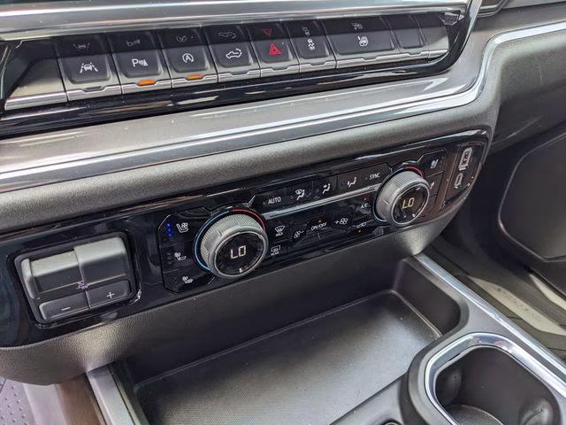 2025 Iridescent Pearl Tricoat Chevrolet Silverado 1500 High Country 4X4 Truck