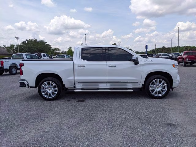 2025 Iridescent Pearl Tricoat Chevrolet Silverado 1500 High Country 4X4 Truck