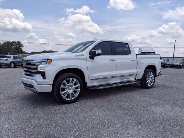 2025 Iridescent Pearl Tricoat Chevrolet Silverado 1500 High Country 4X4 Truck