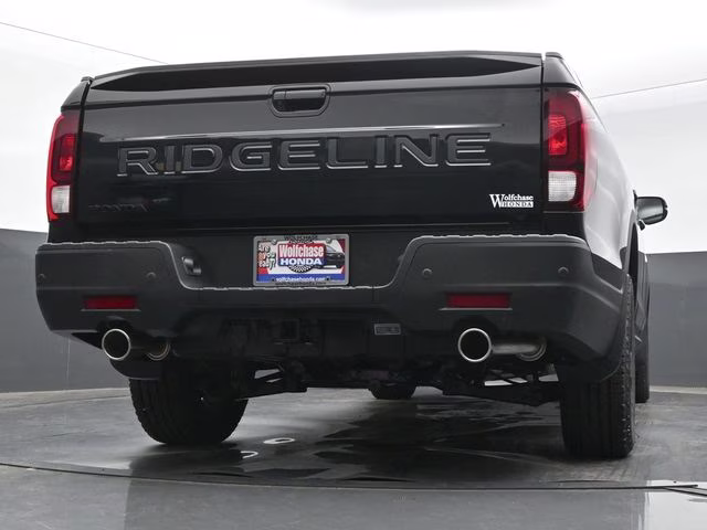 2026 Crystal Black Pearl Honda Ridgeline Black Edition AWD Truck