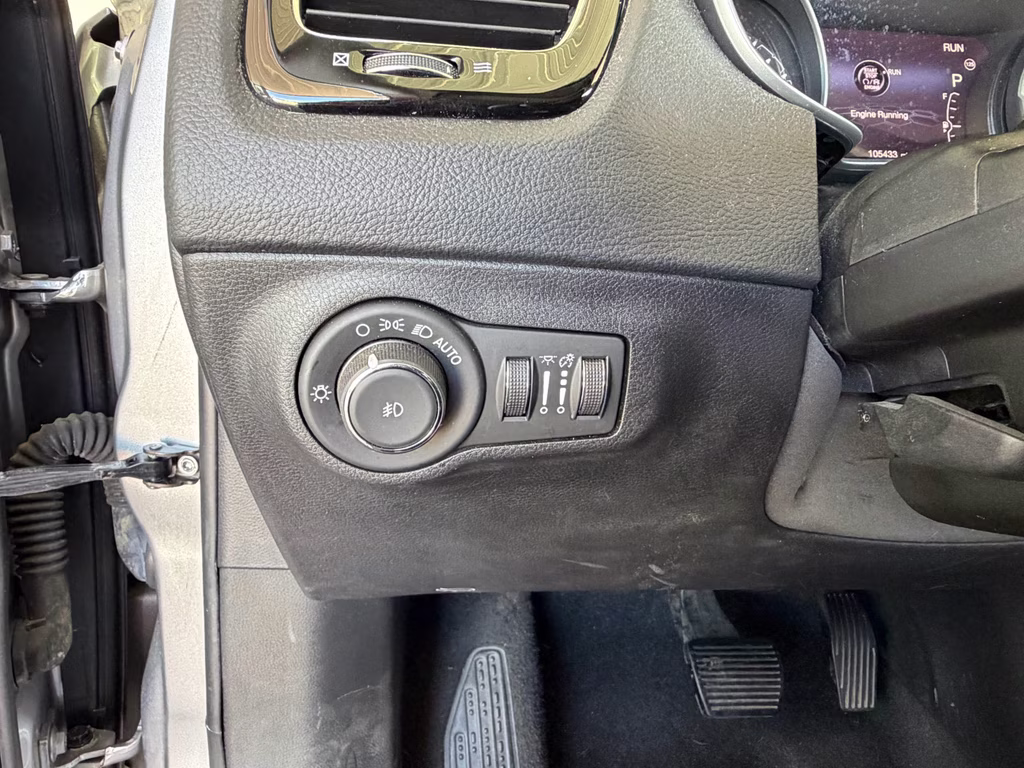 2019 Billet Silver Metallic Clearcoat Jeep Compass Limited FWD SUV