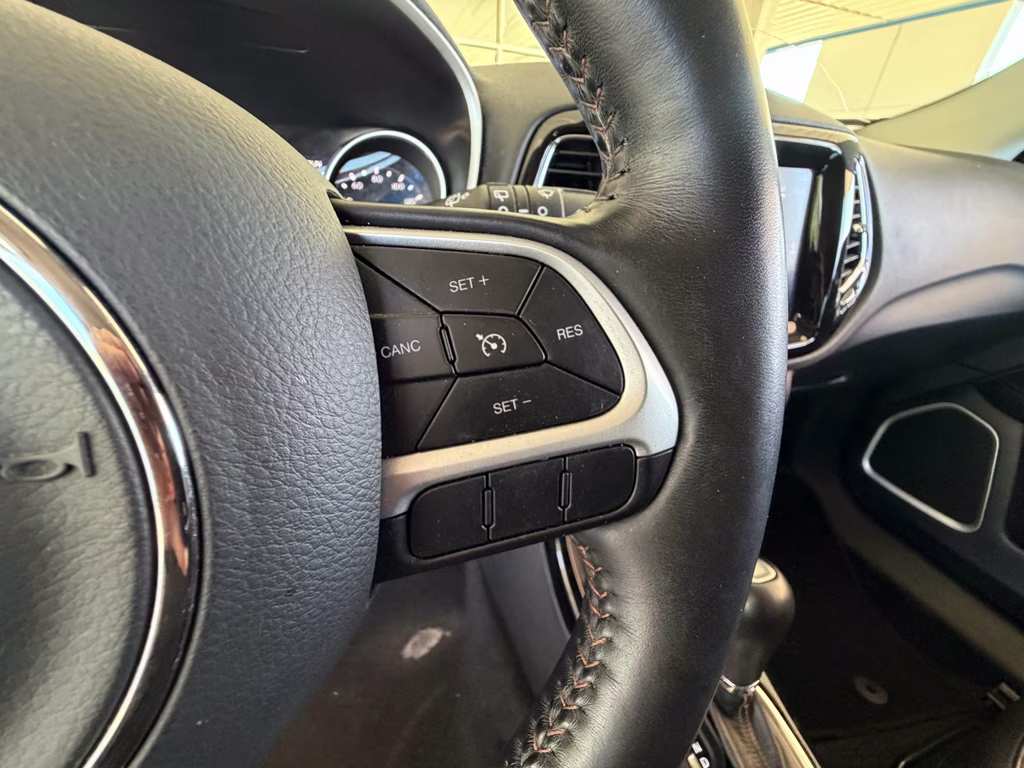2019 Billet Silver Metallic Clearcoat Jeep Compass Limited FWD SUV