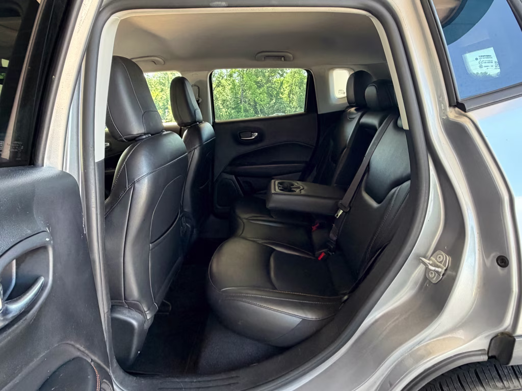 2019 Billet Silver Metallic Clearcoat Jeep Compass Limited FWD SUV
