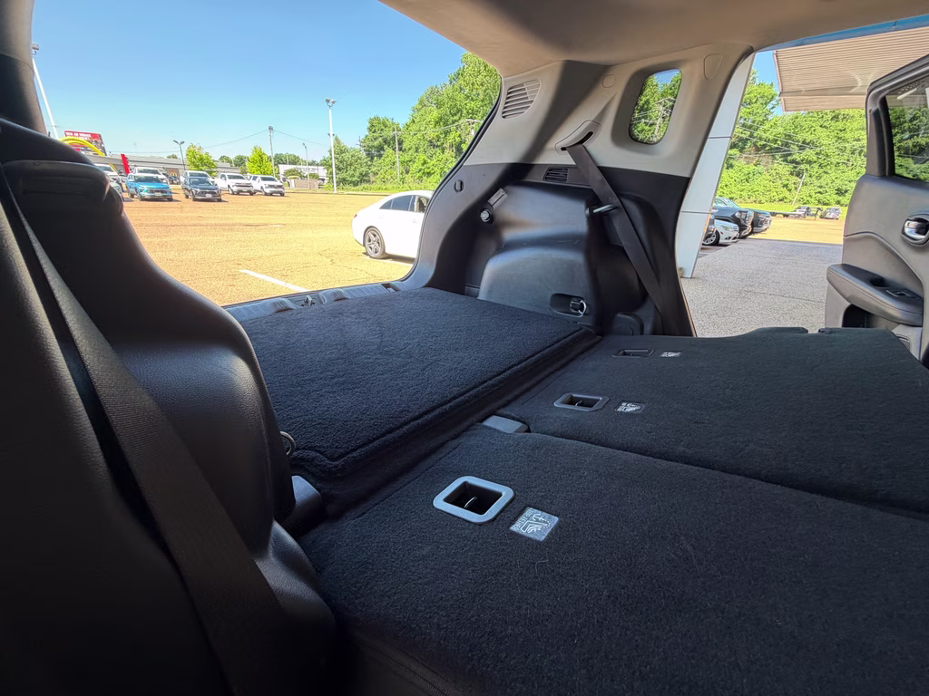 2019 Billet Silver Metallic Clearcoat Jeep Compass Limited FWD SUV