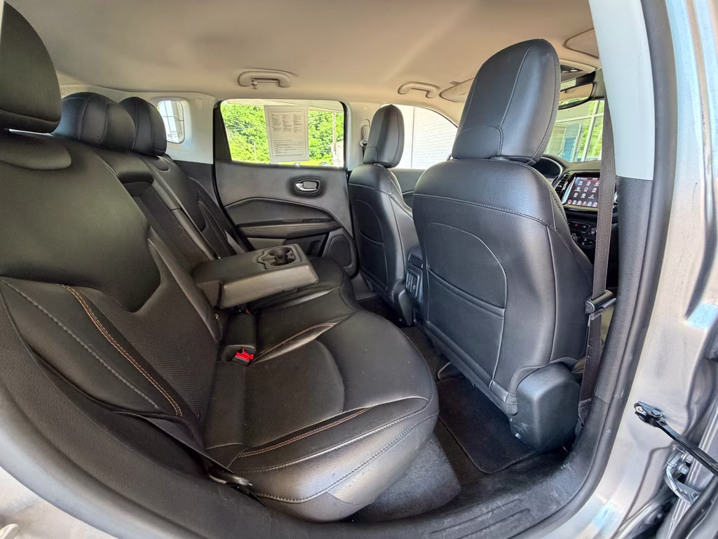 2019 Billet Silver Metallic Clearcoat Jeep Compass Limited FWD SUV
