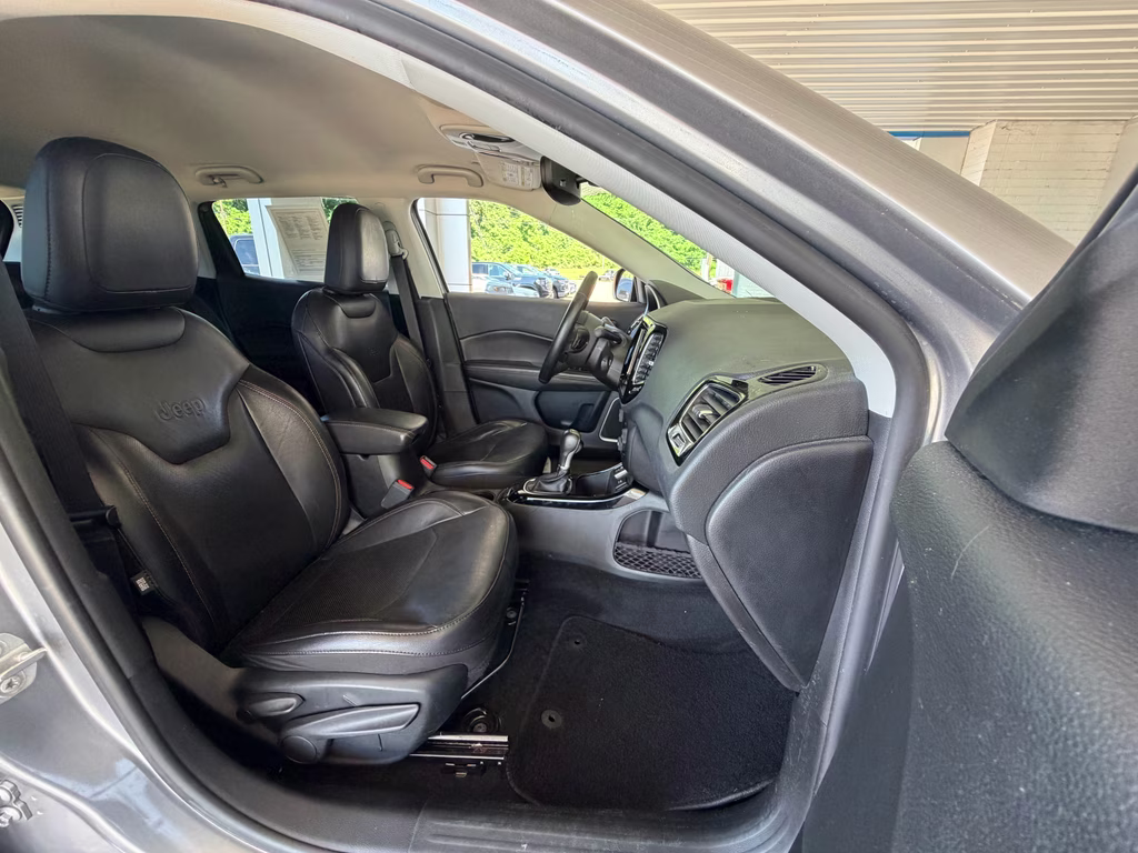 2019 Billet Silver Metallic Clearcoat Jeep Compass Limited FWD SUV