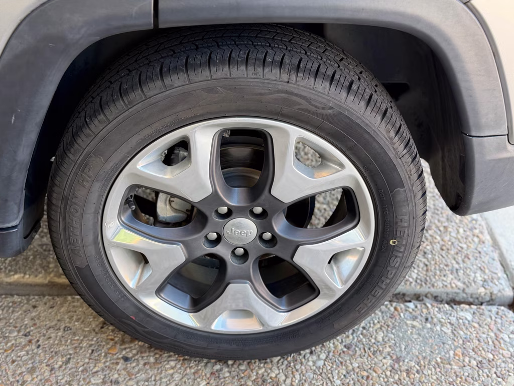 2019 Billet Silver Metallic Clearcoat Jeep Compass Limited FWD SUV