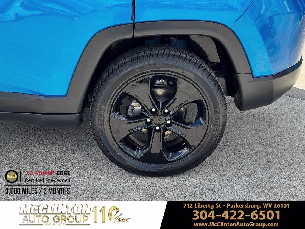 2019 Laser Blue Pearlcoat Jeep Compass Latitude 4X4 SUV