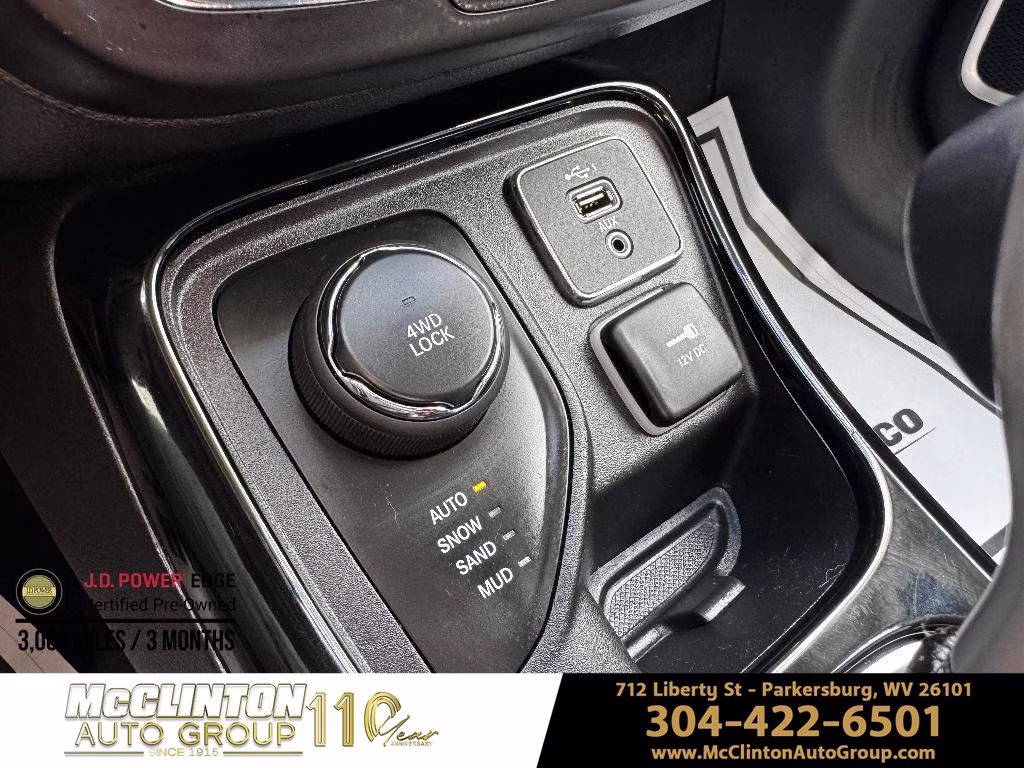 2019 Laser Blue Pearlcoat Jeep Compass Latitude 4X4 SUV
