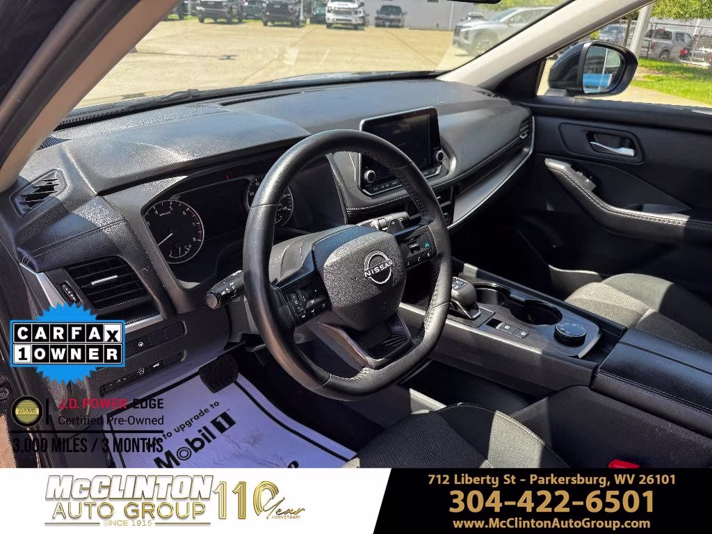 2025 Super Black Nissan Rogue SV AWD SUV
