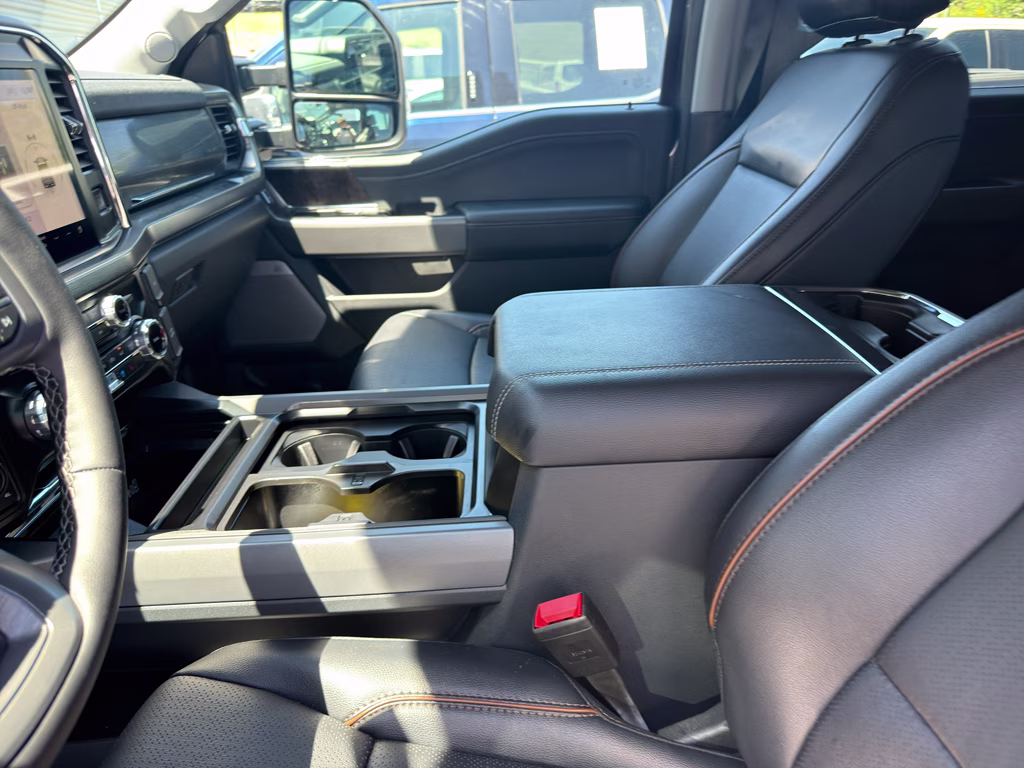 2026 CARBONIZED GRAY Ford Super Duty F-350 SRW LARIAT 4X4 Truck