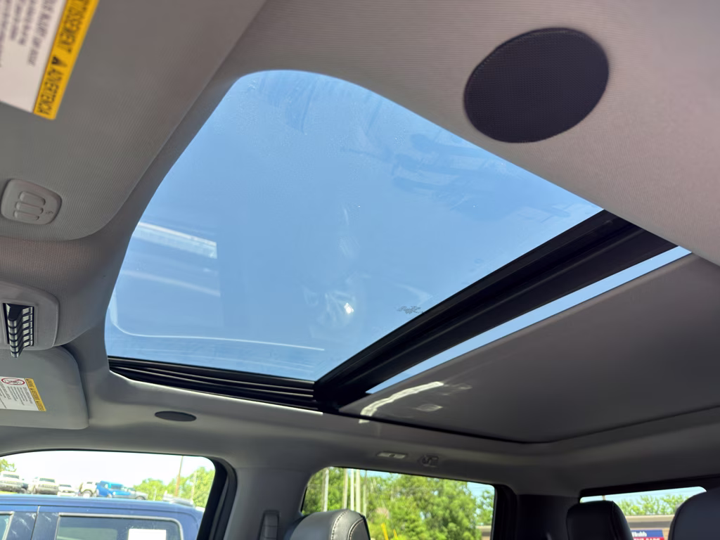 2026 CARBONIZED GRAY Ford Super Duty F-350 SRW LARIAT 4X4 Truck