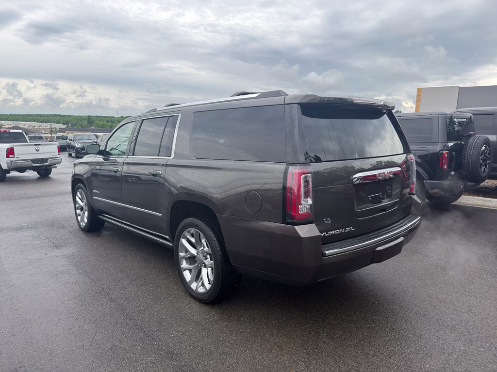 2020 Smokey Quartz Metallic GMC Yukon XL Denali 4X4 SUV