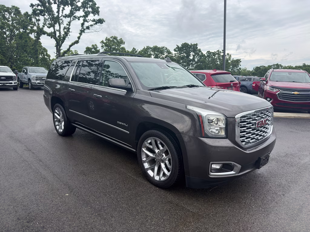 2020 Smokey Quartz Metallic GMC Yukon XL Denali 4X4 SUV