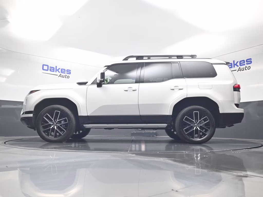 2024 Eminent White Pearl Lexus GX 550 Premium+ 4X4 SUV
