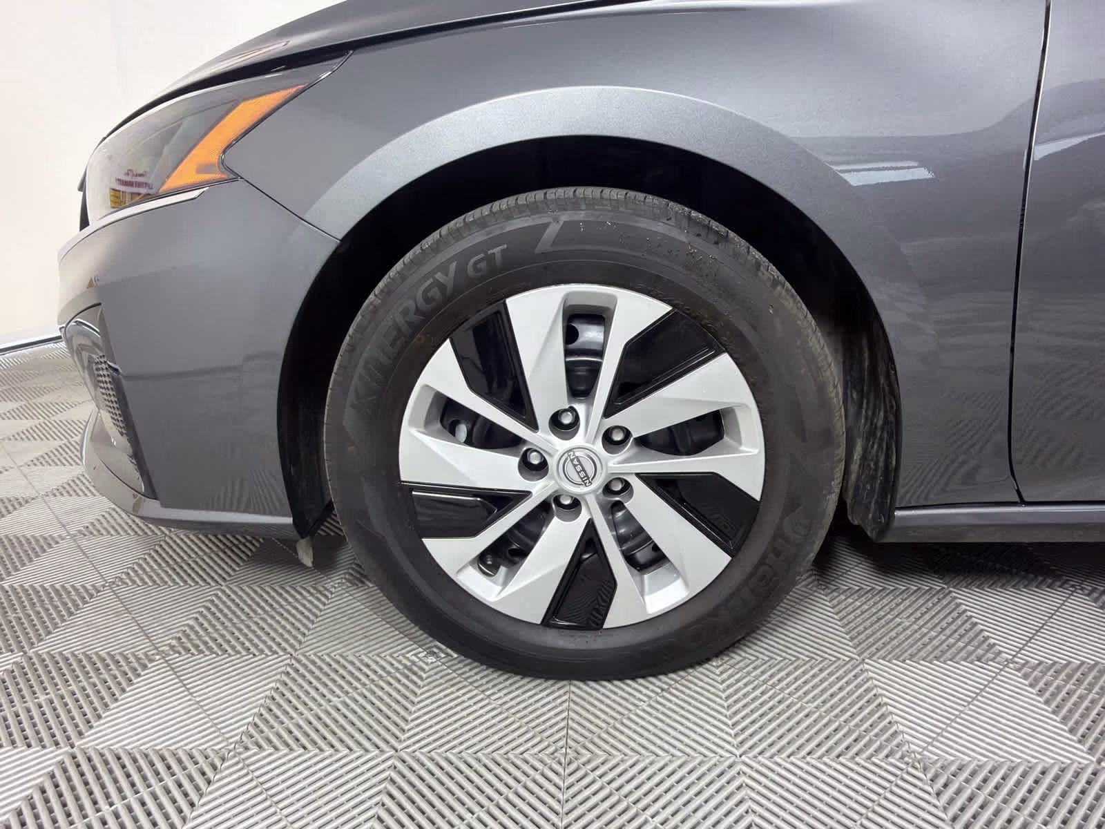 2025 Gun Metallic Nissan Altima S FWD Sedan