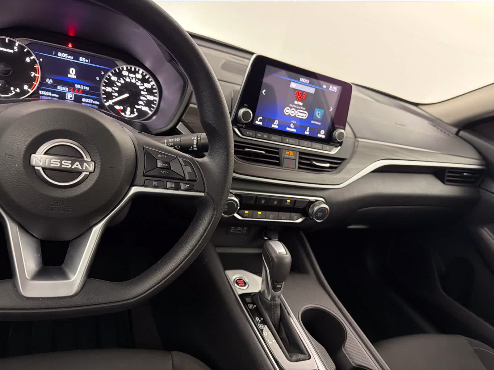 2025 Brilliant Silver Metallic Nissan Altima SV FWD Sedan