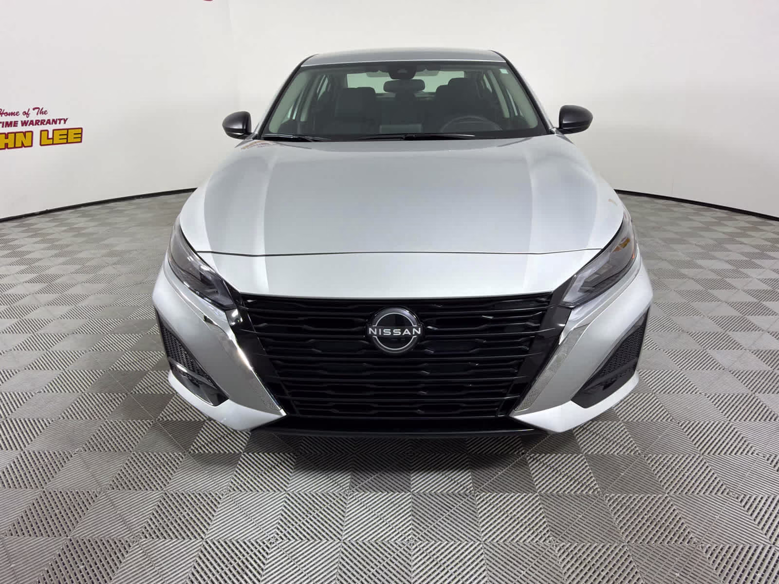2025 Brilliant Silver Metallic Nissan Altima SV FWD Sedan