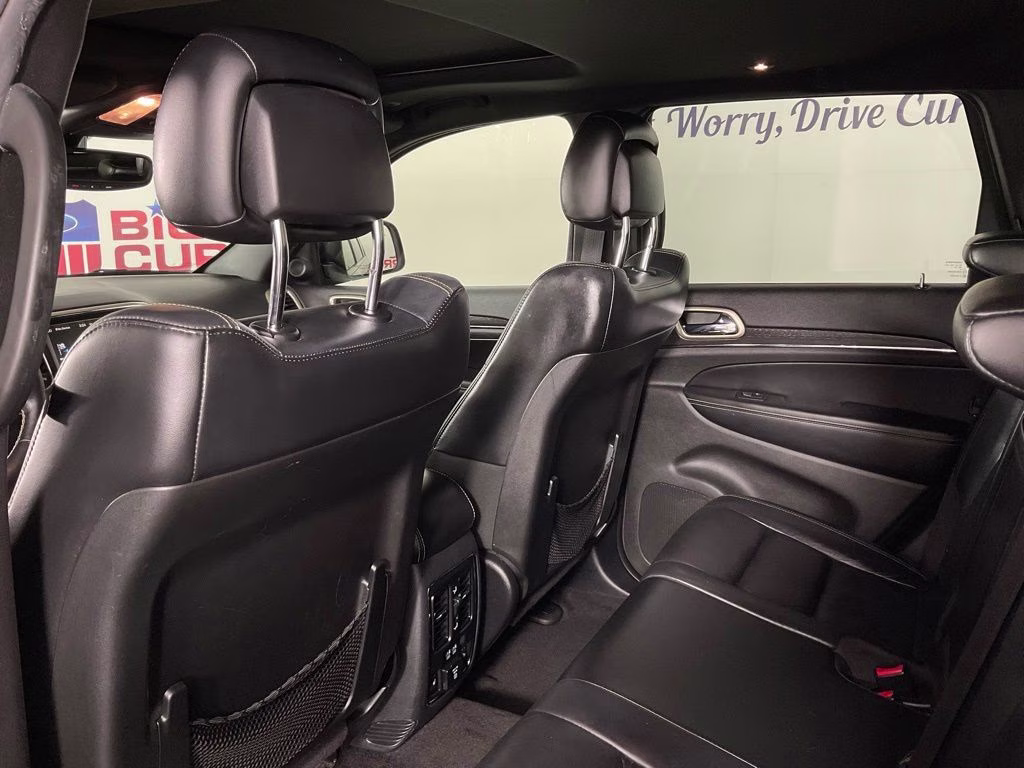 2017 Diamond Black Crystal Pearlcoat Jeep Grand Cherokee Limited 4X4 SUV
