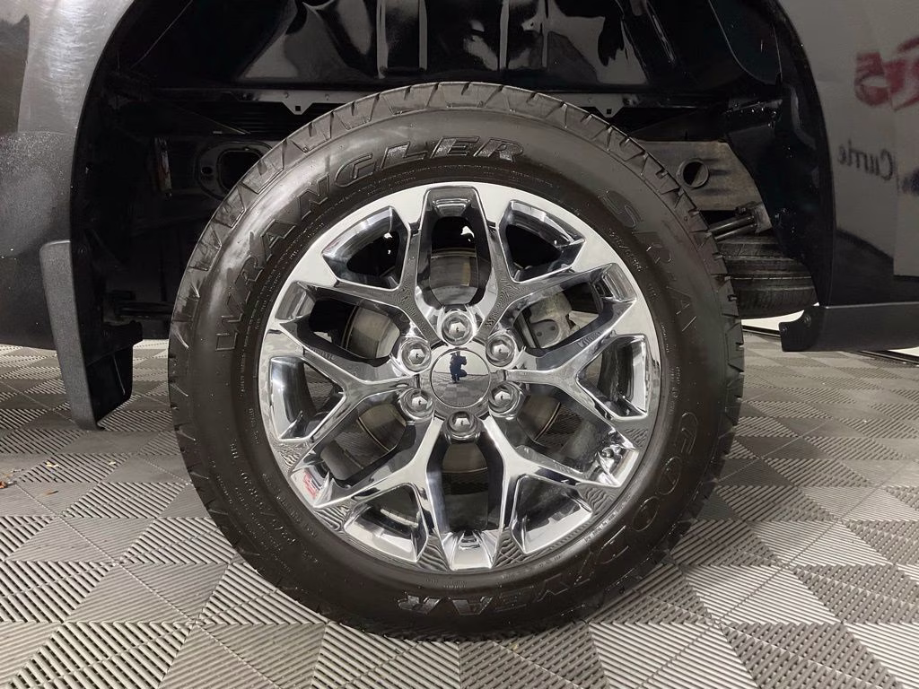 2019 Black Chevrolet Silverado 1500 Custom RWD Truck