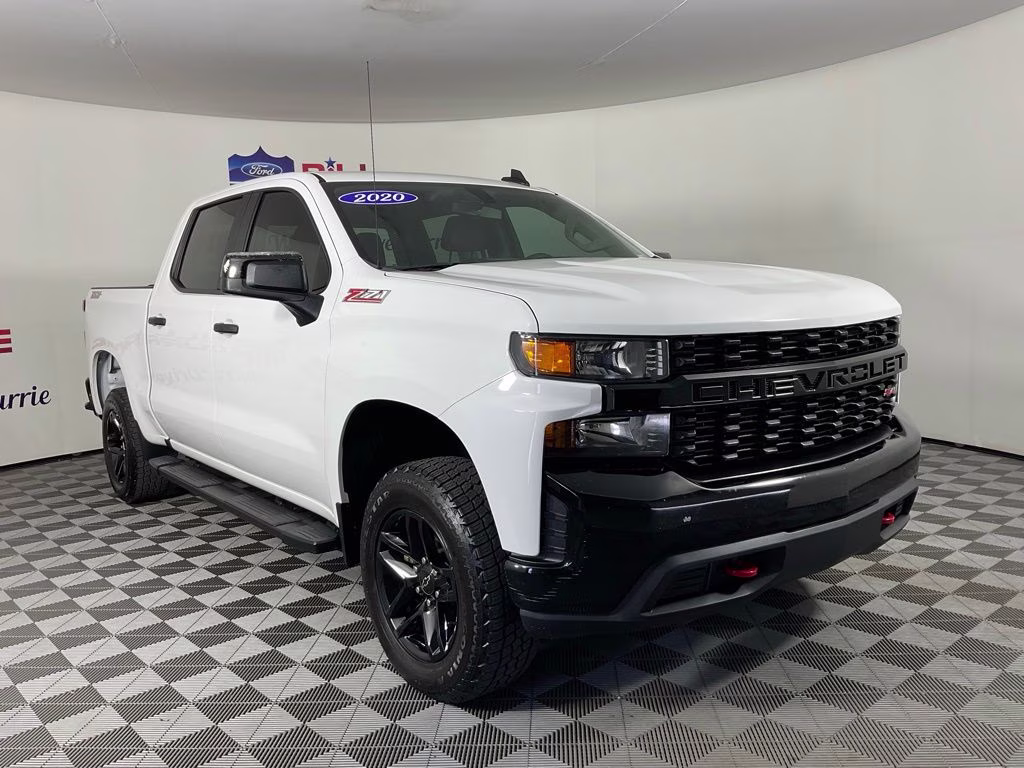 2020 Summit White Chevrolet Silverado 1500 Custom Trail Boss 4X4 Truck