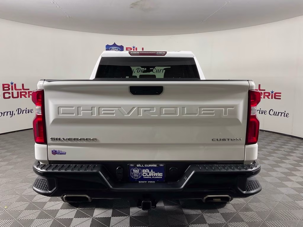 2020 Summit White Chevrolet Silverado 1500 Custom Trail Boss 4X4 Truck