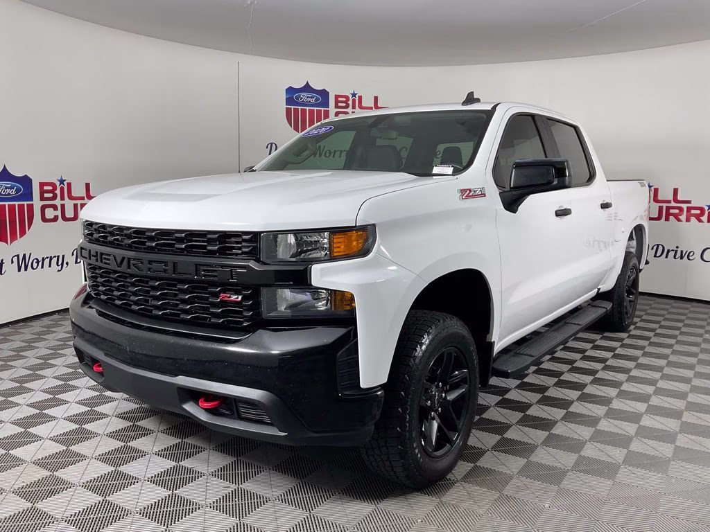 2020 Summit White Chevrolet Silverado 1500 Custom Trail Boss 4X4 Truck