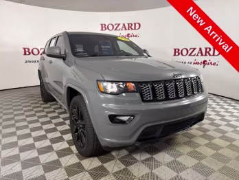 2019 Sting-Gray Clearcoat Jeep Grand Cherokee Altitude RWD SUV