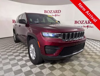 2025 Velvet Red Pearlcoat Jeep Grand Cherokee Laredo 4X4 SUV