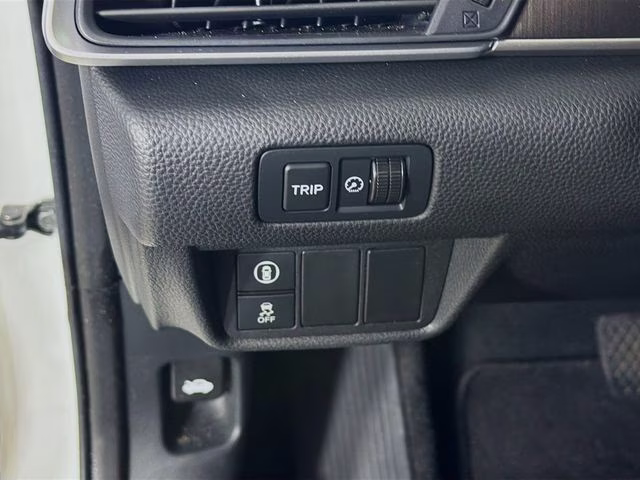 2020 White Honda Accord Hybrid Base FWD Sedan