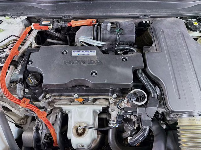 2020 White Honda Accord Hybrid Base FWD Sedan