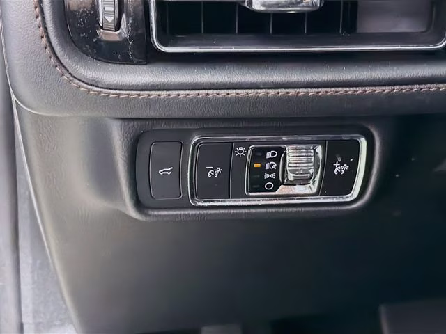 2023 White Metallic Lincoln Aviator Standard RWD SUV