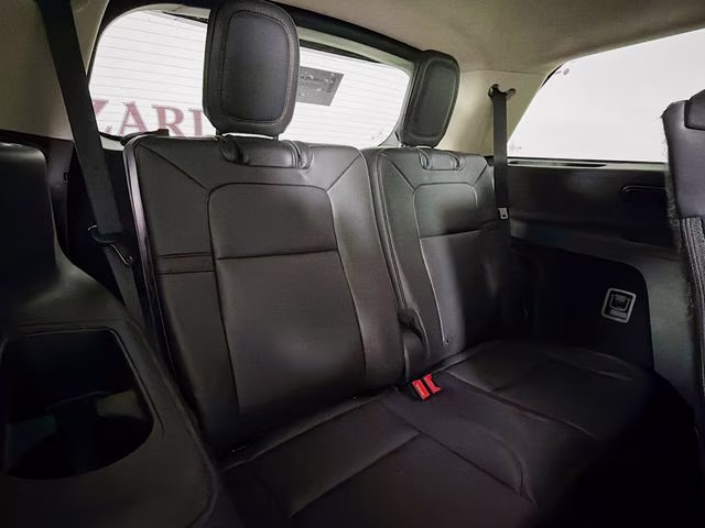 2023 White Metallic Lincoln Aviator Standard RWD SUV
