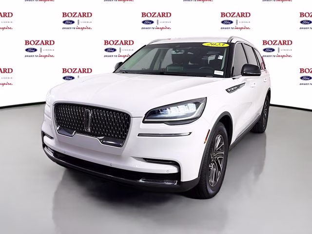 2023 White Metallic Lincoln Aviator Standard RWD SUV