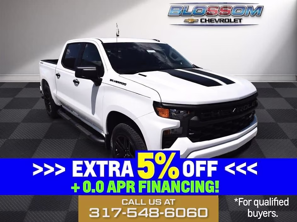 2026 Summit White Chevrolet Silverado 1500 Custom 4X4 Truck