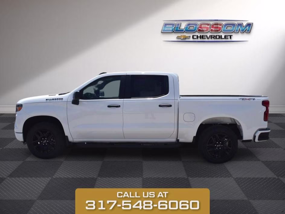 2026 Summit White Chevrolet Silverado 1500 Custom 4X4 Truck