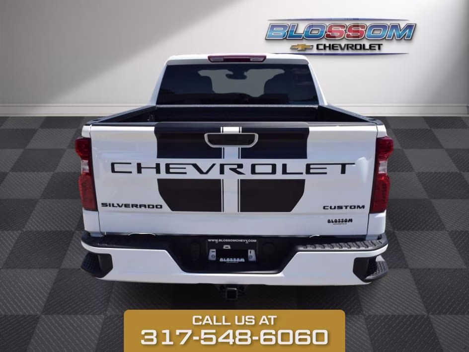 2026 Summit White Chevrolet Silverado 1500 Custom 4X4 Truck