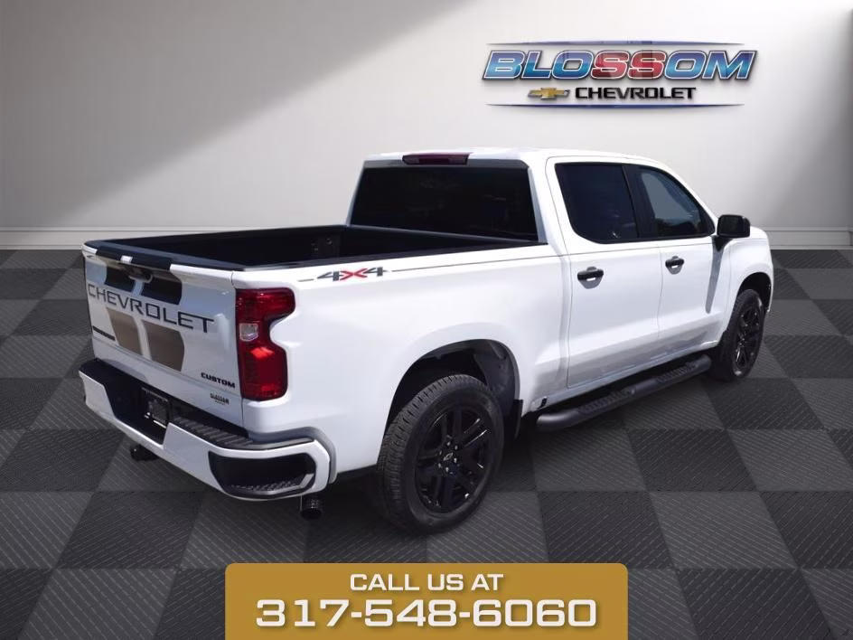 2026 Summit White Chevrolet Silverado 1500 Custom 4X4 Truck
