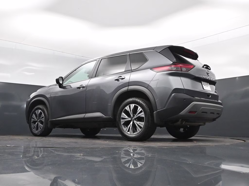 2023 Gun Metallic Nissan Rogue SV FWD SUV