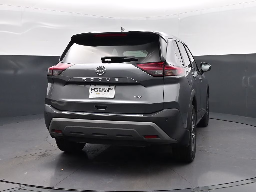 2023 Gun Metallic Nissan Rogue SV FWD SUV
