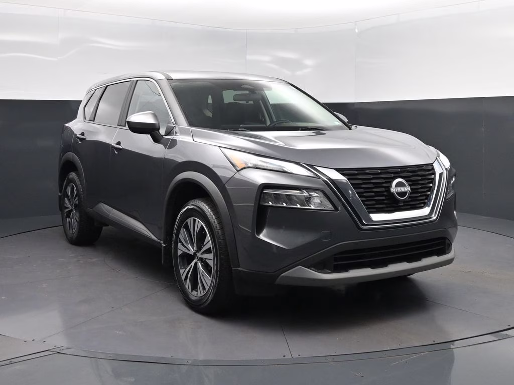 2023 Gun Metallic Nissan Rogue SV FWD SUV