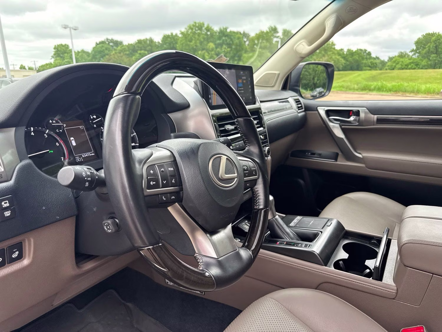 2023 Silver Lexus GX 460 Luxury 4X4 SUV