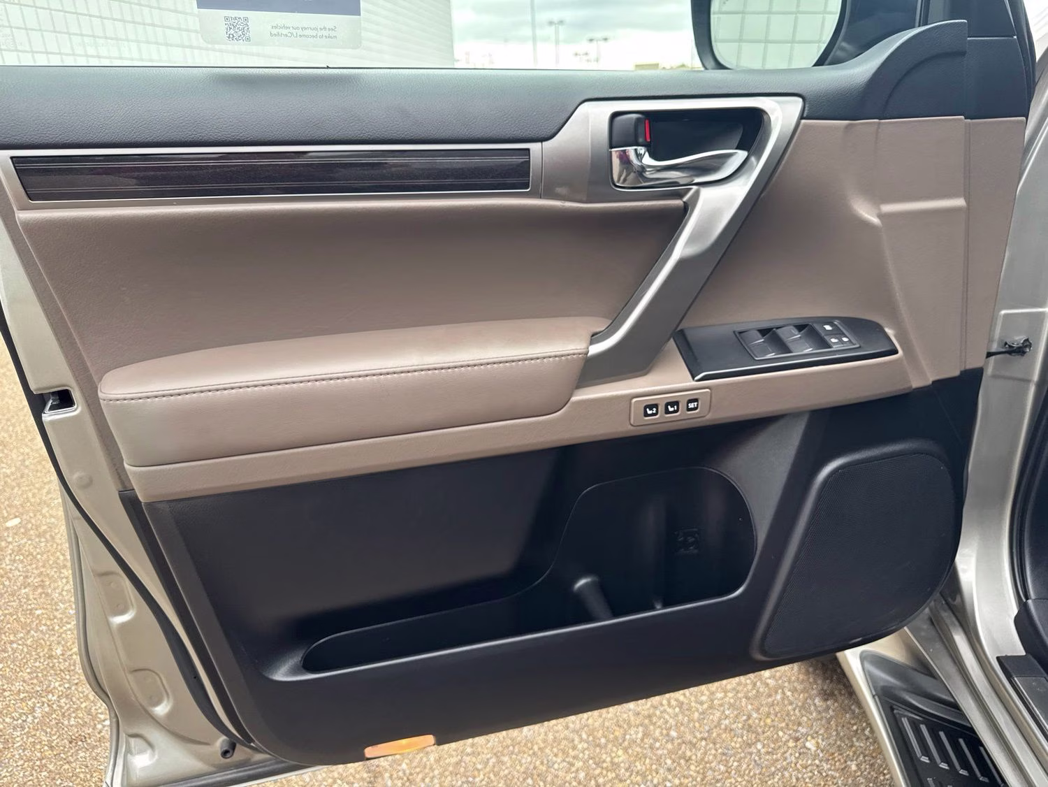 2023 Silver Lexus GX 460 Luxury 4X4 SUV