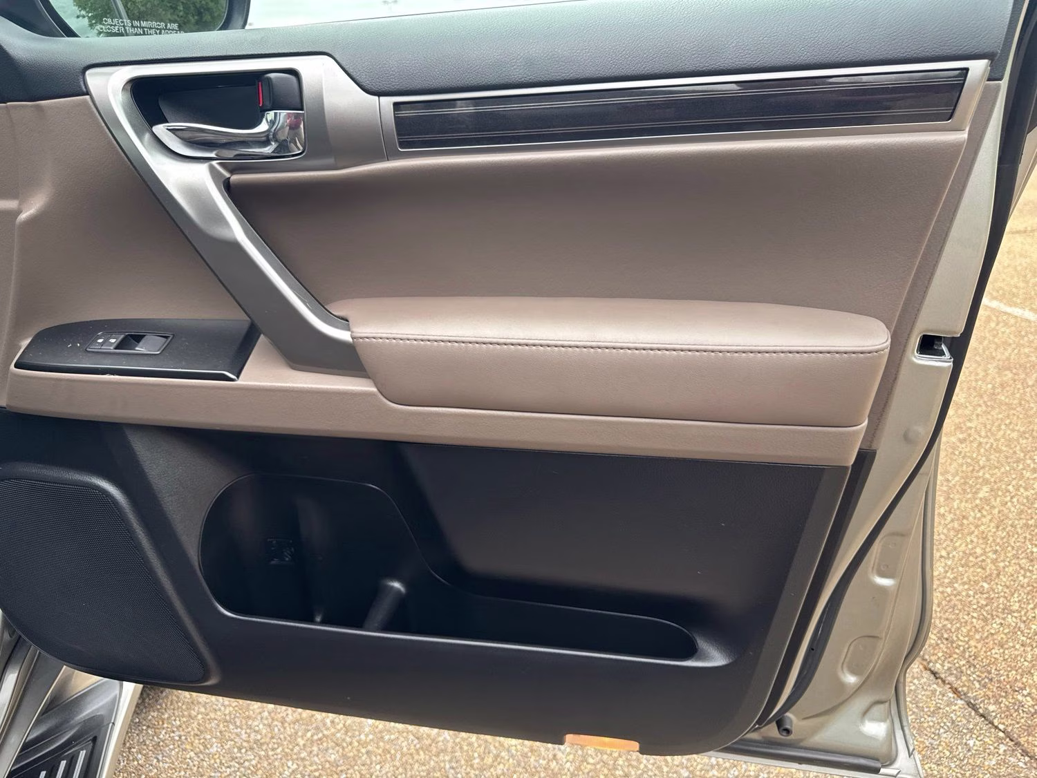 2023 Silver Lexus GX 460 Luxury 4X4 SUV