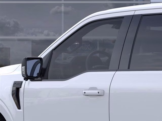 2026 Oxford White Ford F-150 XLT 4X4 Truck